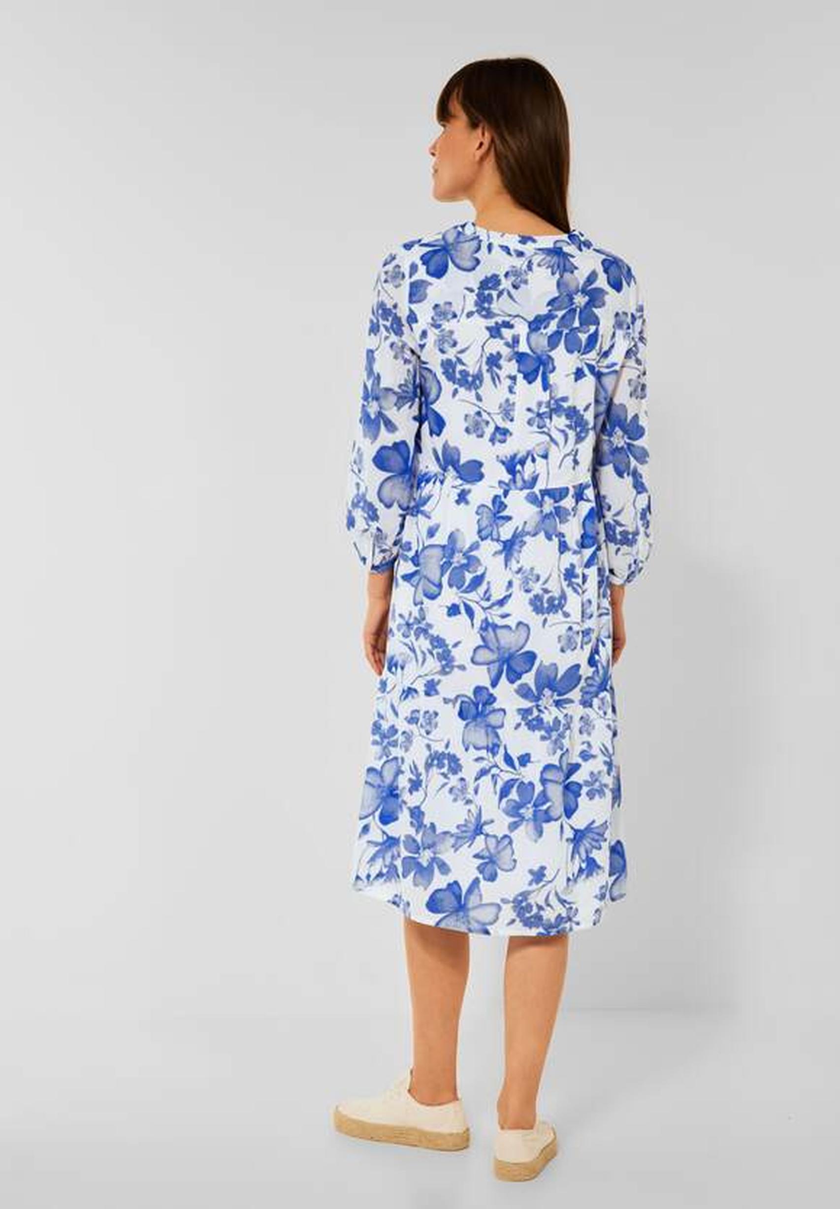 Modisches Kleid blau aus von weiss 143210 geblümt in Kollektion der CECIL